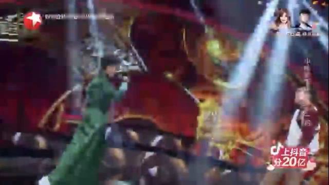 Dimash at Dragon Television Spring Festival Gala | Drunken Concubine + Diva Dance (whistle note) смотреть онлайн