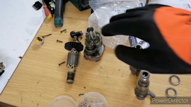 HOW TO REPLACE TOOL HOLDER COMPLETE MAKITA HAMMER DRILL HR2470