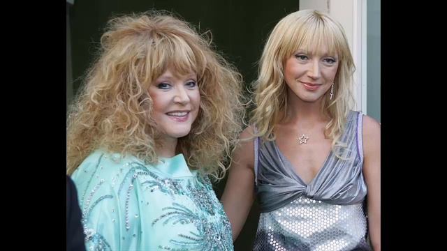 Дети мне плохо.... - Страна на ушах! - Что сделала Пугачева со своими ДЕТЬМИ?