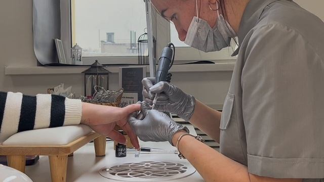 VLOG: Скорость в маникюре. Мои материалы. Начинаю генеральную уборку. Будни мастера маникюра смотреть онлайн