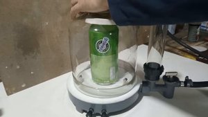 Опыты с вакуумным колоколом 2
