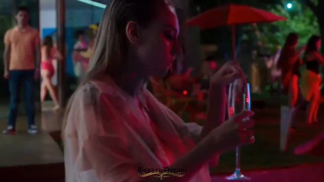 Она не кто-то! Она Карла! || Элита смотреть онлайн