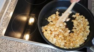 Пирожки в духовке с яблоками