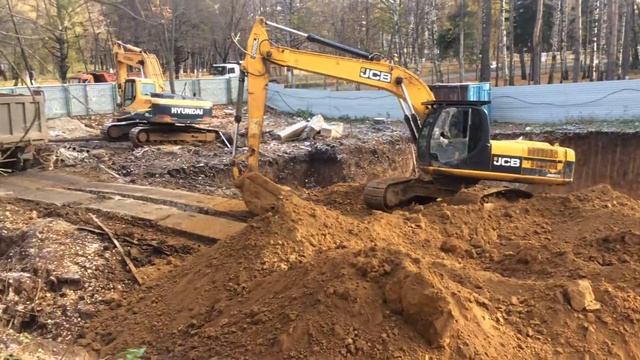 копка котлована под многоэтажный дом смотреть онлайн