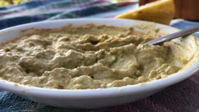 Авокадо: деревья, гуакамоле и посадка косточек! Avocado: trees, guacamole and seeds planting! смотреть онлайн