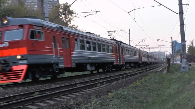 Электропоезд ЭД2т-0036 смотреть онлайн