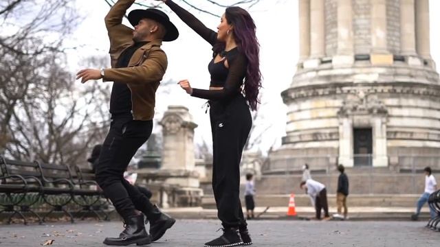 Bellaquera - Mayinbito ft. Mario Baro ( Bachata Dance ) Bachatwins смотреть онлайн