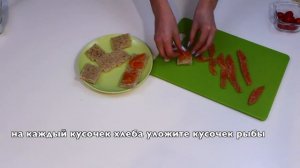 Канапе с красной  рыбкой на новогодний стол очень вкусно и просто