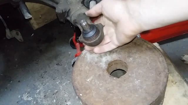 Причина биения педали тормоза, кривые тормозные диски. Мерседес W124 3.0 купе смотреть онлайн