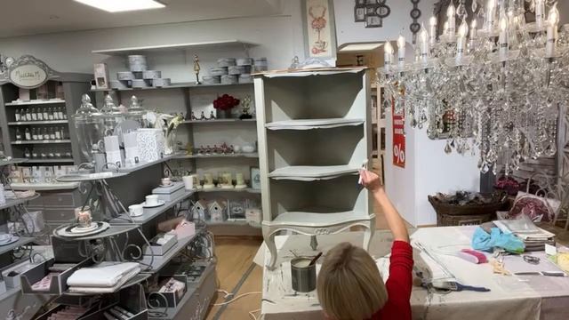 КРАСИМ МЕБЕЛЬ БЕЗ ПРЕДВАРИТЕЛЬНОЙ ШЛИФОВКИ смотреть онлайн