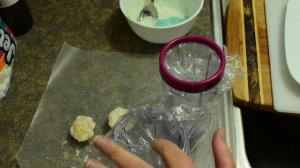 How to make blue mushroom with Rice Krispies, Jello, Almond Bark