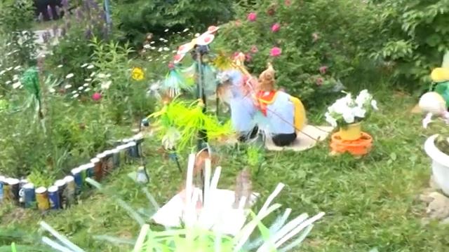 Цветочный дворик смотреть онлайн