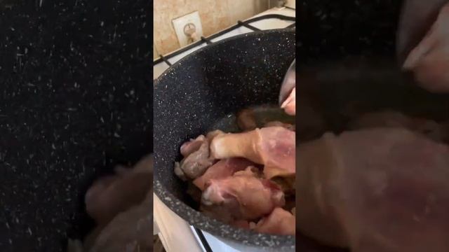 Сегодня мы готовим узбекское блюдо Дымляма - овощное рагу . Всем приятного аппетита ? смотреть онлайн