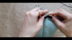 Боди для малыша спицами. Подробный мастер класс.