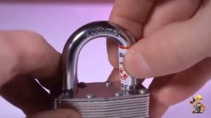 Как взламывают любые навесные замки.