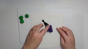 ГРОЗДЬ ВИНОГРАДА . ЛЕПКА ИЗ ПЛАСТИЛИНА .