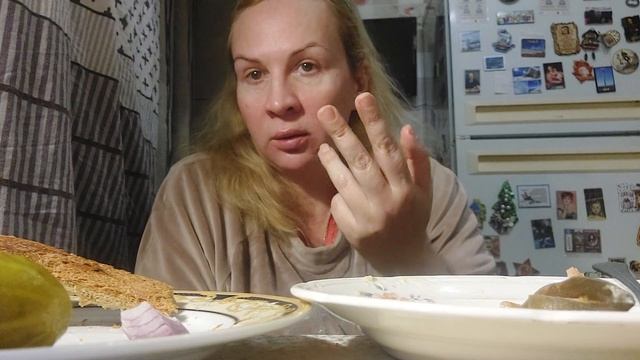 Светик  мой Светлана подруга ее вызывает опасения у меня как у женщины .