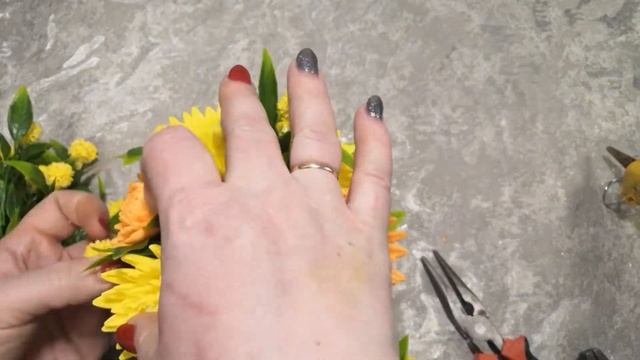 Заливка мыла в силиконовую форму. Составляем букет из мыла. Хризантема и астра