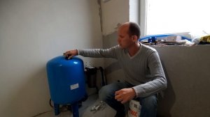 Гидроаккумулятор не держит давление. Гидроаккумулятор.