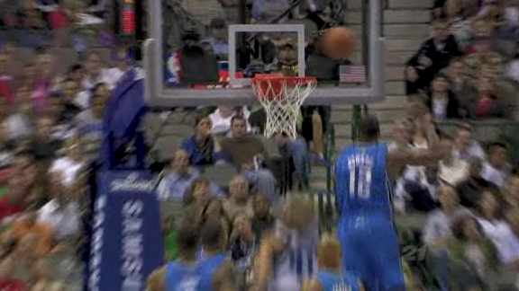 NBA - Dwight Howard Blocks Dirk Nowitzki смотреть онлайн