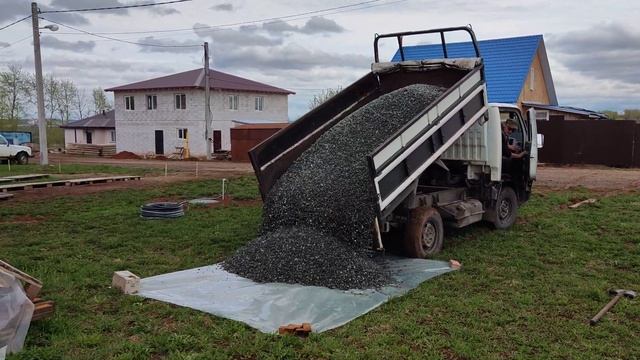 Так выглядит Щебень 3 тонны, фракция 5-20, по документам вес 3060 кг.