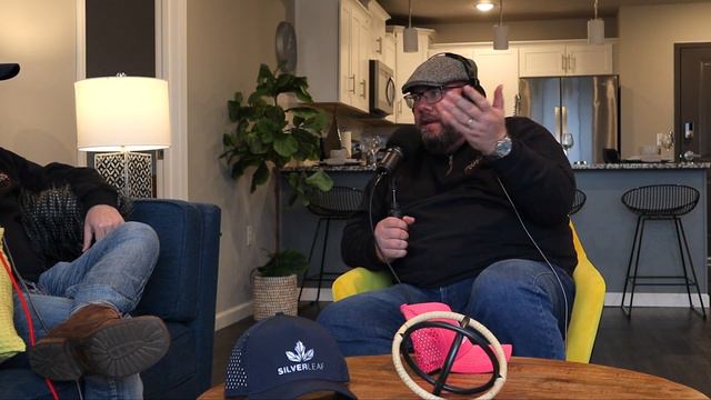 Between Two Cars - Episode #3 смотреть онлайн