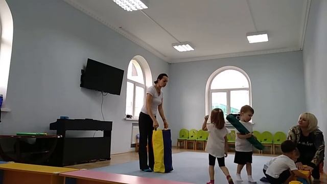 Урок физкультуры в детском саду младшая группа. смотреть онлайн