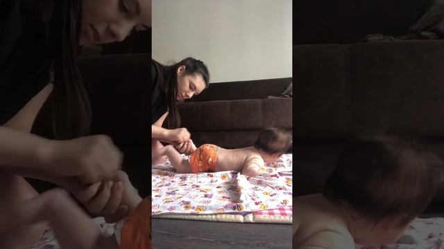 Детский массаж малышу 3-4месяцев