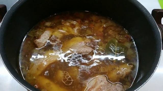Свиные ребрышки с капустой и картофелем. Очень быстрый и простой рецепт. смотреть онлайн