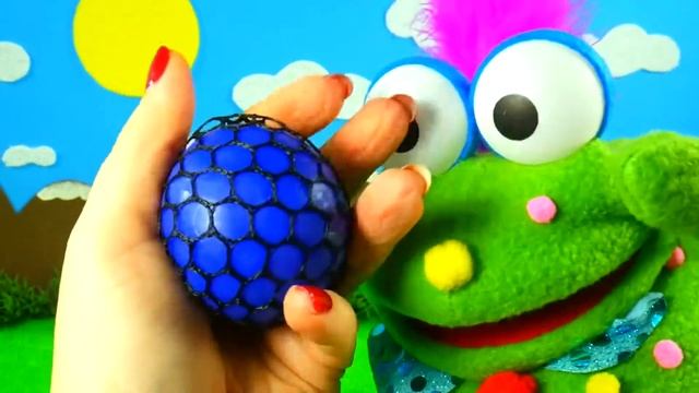 Сборник Learn colors Учим цвета Развивающая песня Про шарики Про Спиннеры Антистресс Шарики в сетке смотреть онлайн