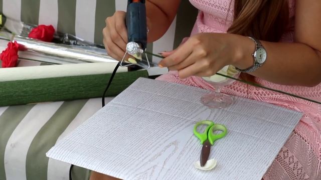 Интерьерный букет - Делаем бумажную розу | МАСТЕР-КЛАСС смотреть онлайн