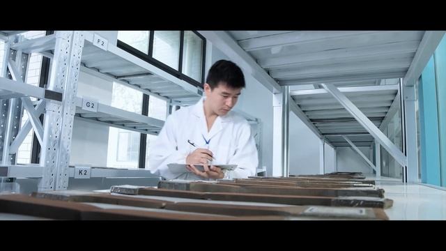 строительная техника экскаватор карьерная машина землеройная машина поставщик колесных дисков OTR