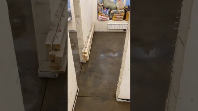 Закончили устройство полусухой стяжки в жилом комплексе Домашний