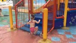 Саша Калинка канал для детей KIDS TV развлекательные видео для детей аквапарк pretty girl