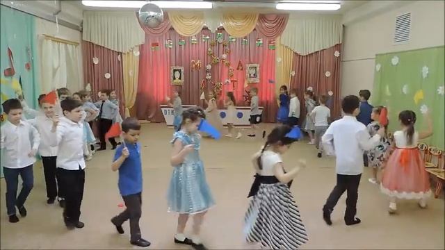 МУЗЫКАЛЬНАЯ ИГРА" ЦВЕТНЫЕ ФЛАЖКИ" муз.- эстонская нар. мел. смотреть онлайн