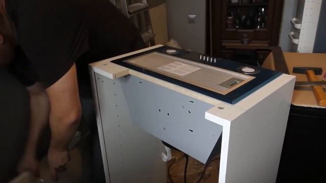 Ремонт кухни своими руками. Собираем мебель смотреть онлайн