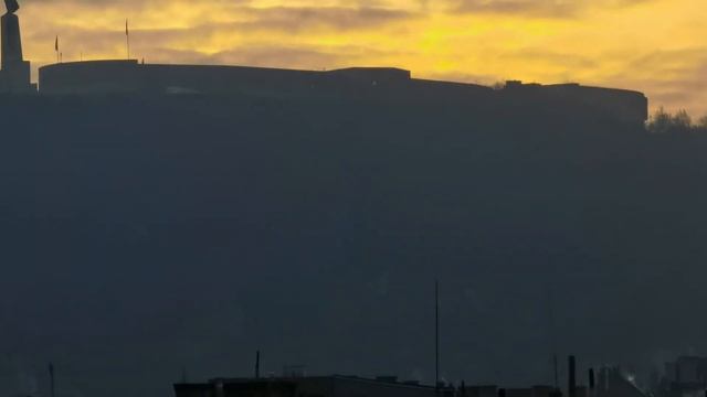 Budapest, ELTE Könyvtár, tető смотреть онлайн