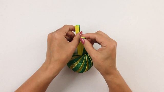 Новогодние игрушки на елку из глиттерного фоамирана | Glitter Foam 3D Decorations For Christmas смотреть онлайн