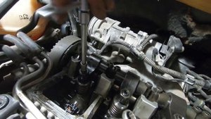 Троение двигателя(бубнит во впускной коллектор)WV Caddy2 1.9tdi Часть 2.