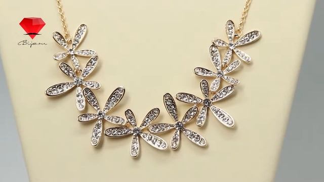 Bije.ru: Подвеска в виде восьми цветков с золотым покрытием и кристаллами Swarovski Tereza (Тереза) смотреть онлайн