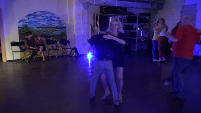 Евгений Омельчак и Елена Тихонова - зук смотреть онлайн