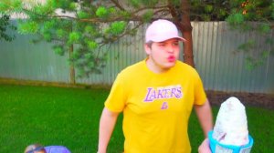 ЖАДНАЯ ОБЖОРА ЛИЛИ НАДЕЛАЛА ПРОБЛЕМ!!!