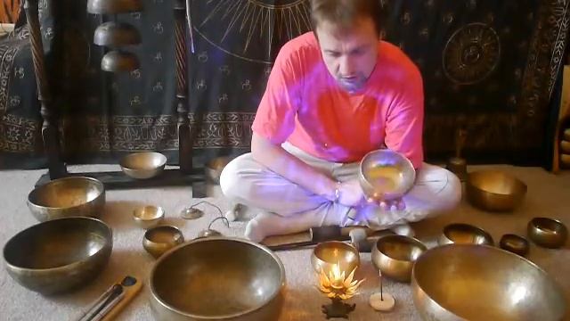 Поющие чаши. Как выбрать тибетские поющие чаши? Какие бывают поющие тибетские чаши? Звукотерапия. смотреть онлайн