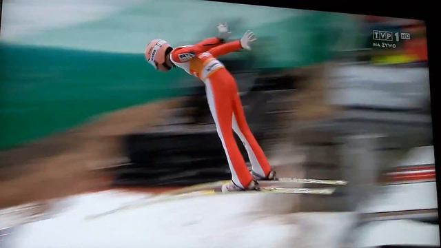 Stefan Kraft się spalił ale wygrał RAW AIR смотреть онлайн