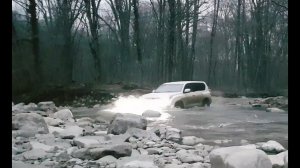 Выгуливаем зверя Toyota Land Cruiser Prado 150, дорога на Поднавислу. Или как потерять номер.