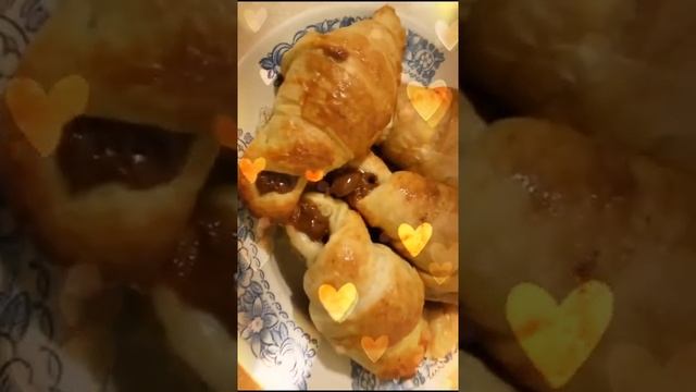 Вкусные домашние круассаны с варёной сгущёнкой?????