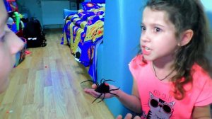 Мама ЗАПРЕТИЛА Бравл Старс ! Что ПРИДУМАЛ Тима с Пауком и Тараканом Robo Alive