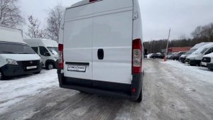 Peugeot Boxer Цельнометаллический фургон L2H2 2012 год