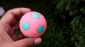 Mencari Bola Basket, Bola sepak, Bola, Bola Besar, Bola Kecil, Di Taman Besar Bundaran Kuala Kapuas