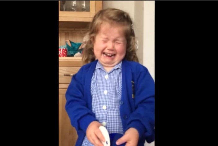 Когда очень хотела сестричку... смотреть онлайн